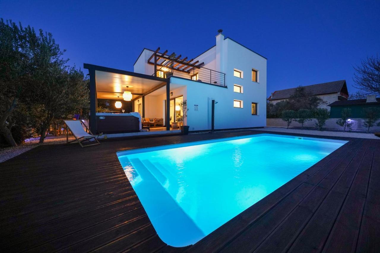 Villa Suncica With Heated Pool, Jacuzzi And Bikes Near Zadar Sukošan Kültér fotó