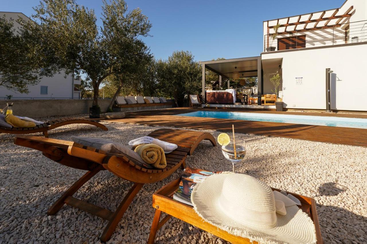 Villa Suncica With Heated Pool, Jacuzzi And Bikes Near Zadar Sukošan Kültér fotó