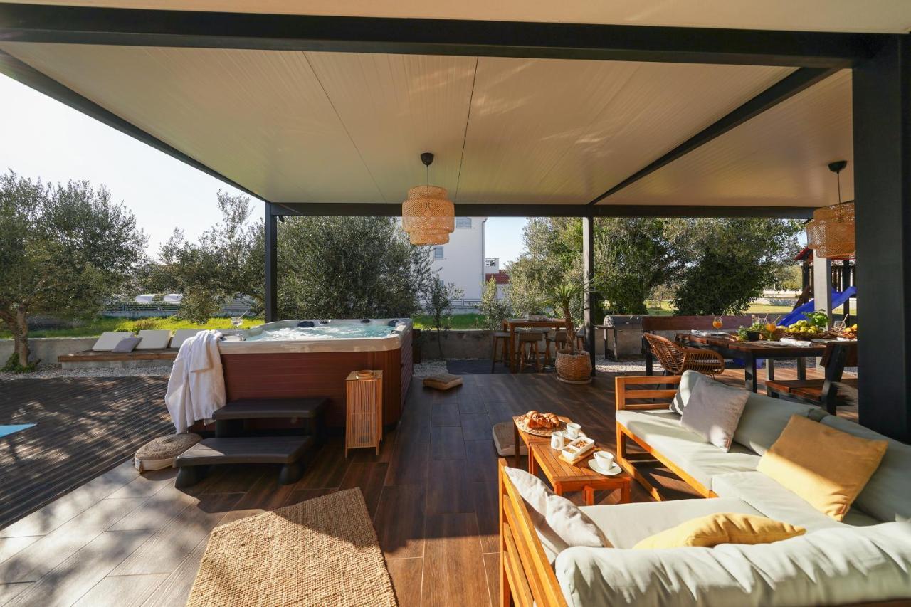 Villa Suncica With Heated Pool, Jacuzzi And Bikes Near Zadar Sukošan Kültér fotó