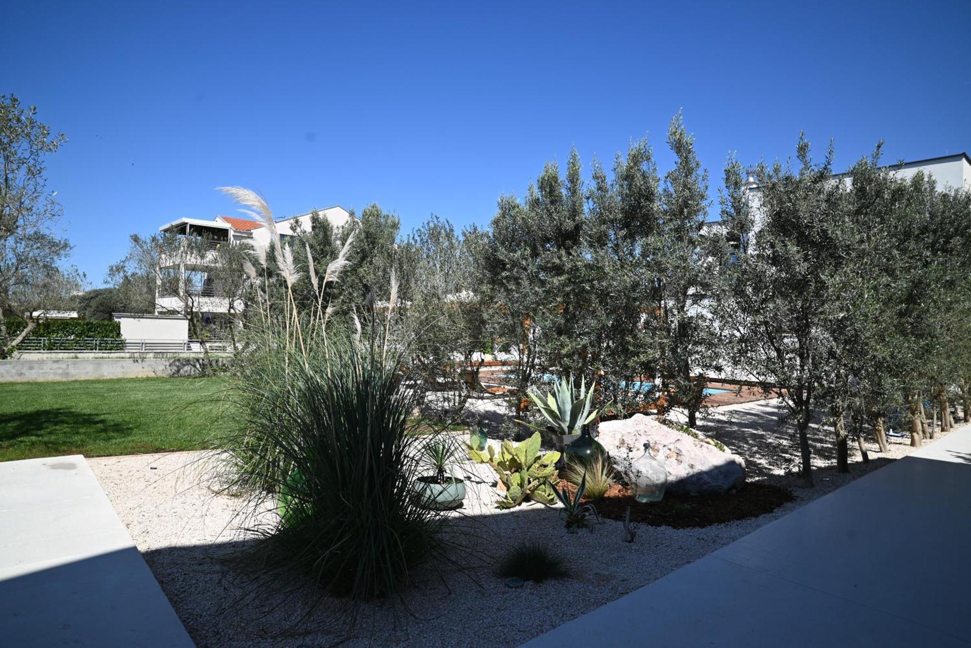 Villa Suncica With Heated Pool, Jacuzzi And Bikes Near Zadar Sukošan Kültér fotó