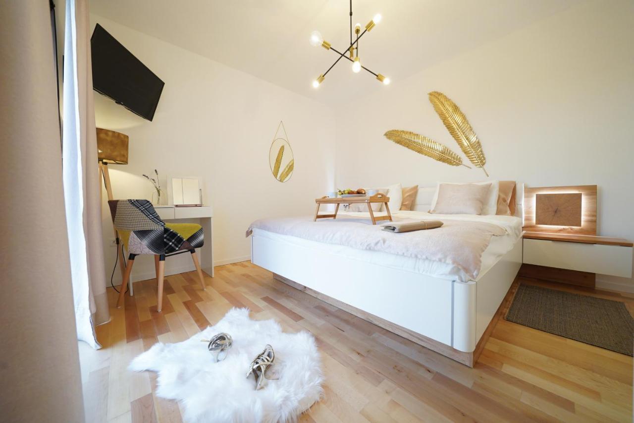 Villa Suncica With Heated Pool, Jacuzzi And Bikes Near Zadar Sukošan Kültér fotó